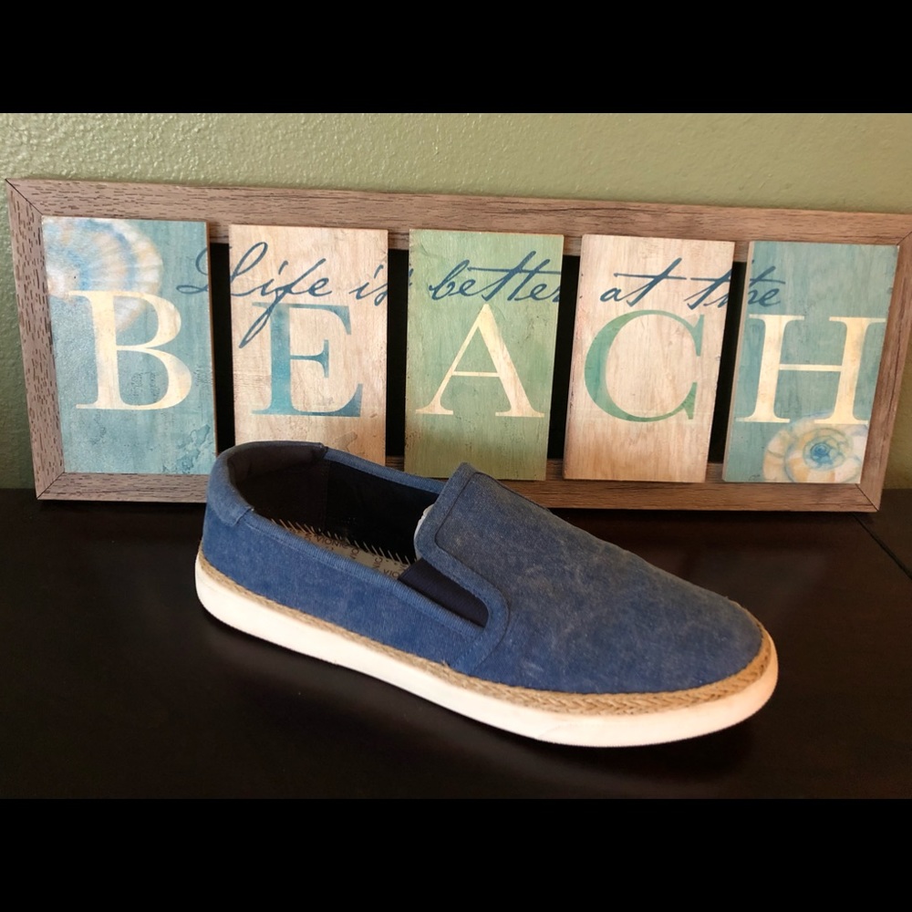 Vionic Slip on Sneakers